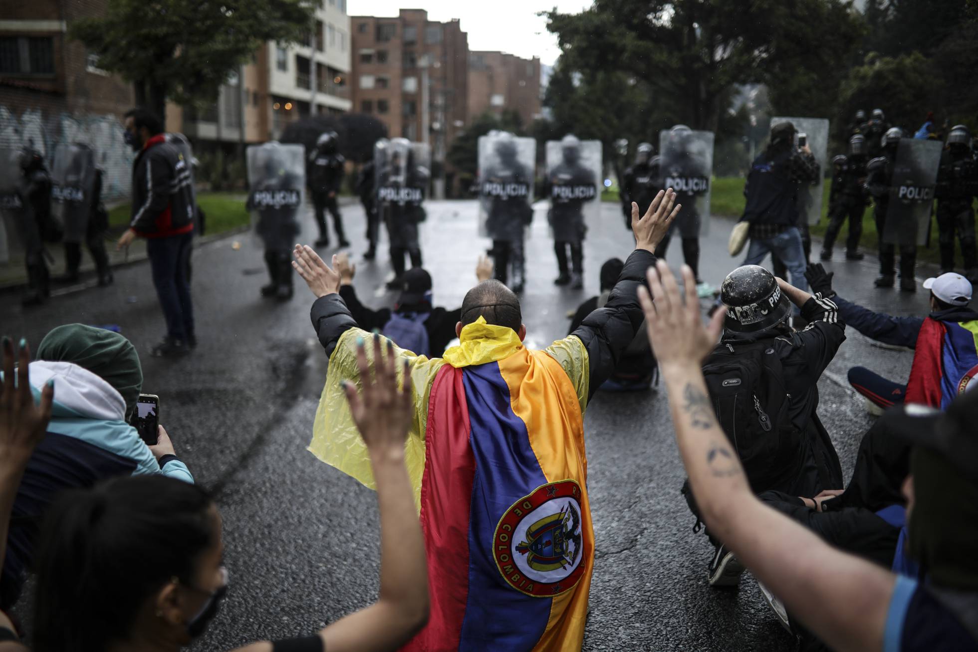 ‘El Paro’ La realidad oculta detrás del poder y el estallido social LAUD